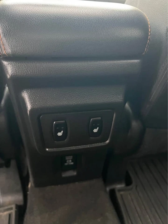2020 Mitsubishi Eclipse Cross - Image 11 of 17