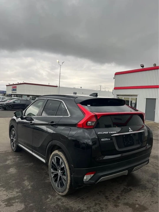 2020 Mitsubishi Eclipse Cross - Image 6 of 17