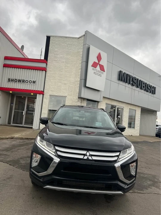 2020 Mitsubishi Eclipse Cross - Image 2 of 17