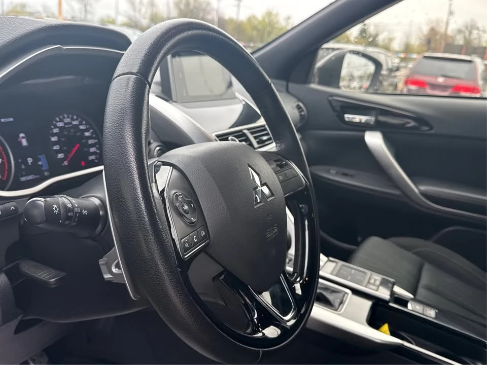 2020 Mitsubishi Eclipse Cross - Image 16 of 20