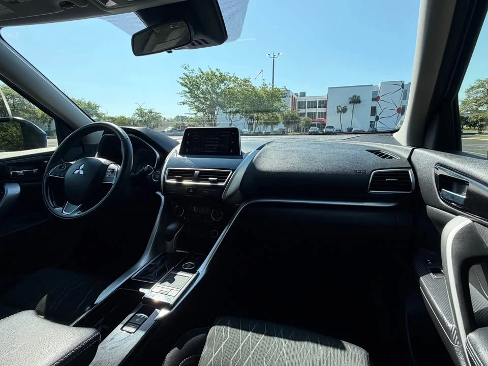 2020 Mitsubishi Eclipse Cross - Image 16 of 20