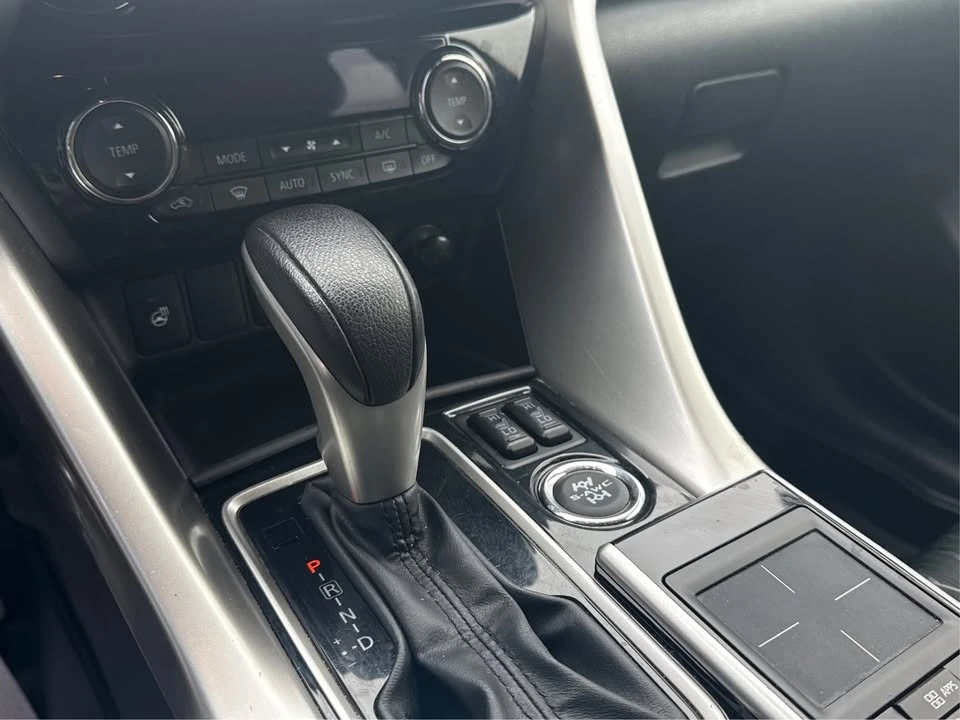 2020 Mitsubishi Eclipse Cross - Image 14 of 20