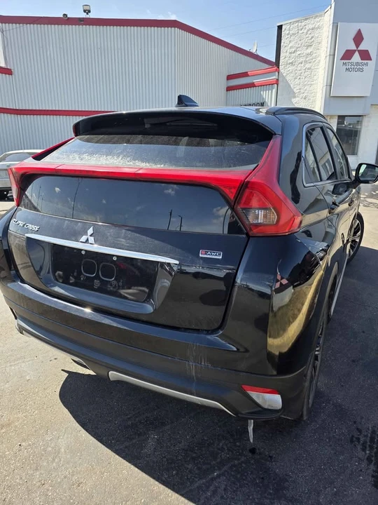 2020 Mitsubishi Eclipse Cross - Image 4 of 8