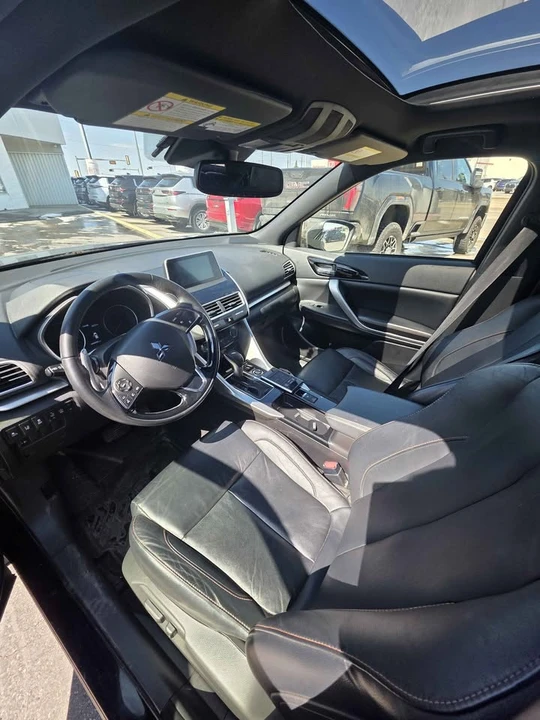 2020 Mitsubishi Eclipse Cross - Image 5 of 8