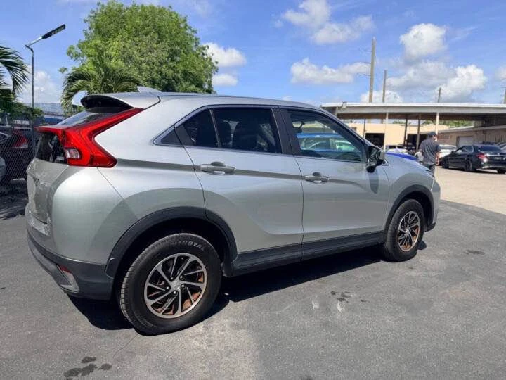 2020 Mitsubishi Eclipse Cross - Image 11 of 15