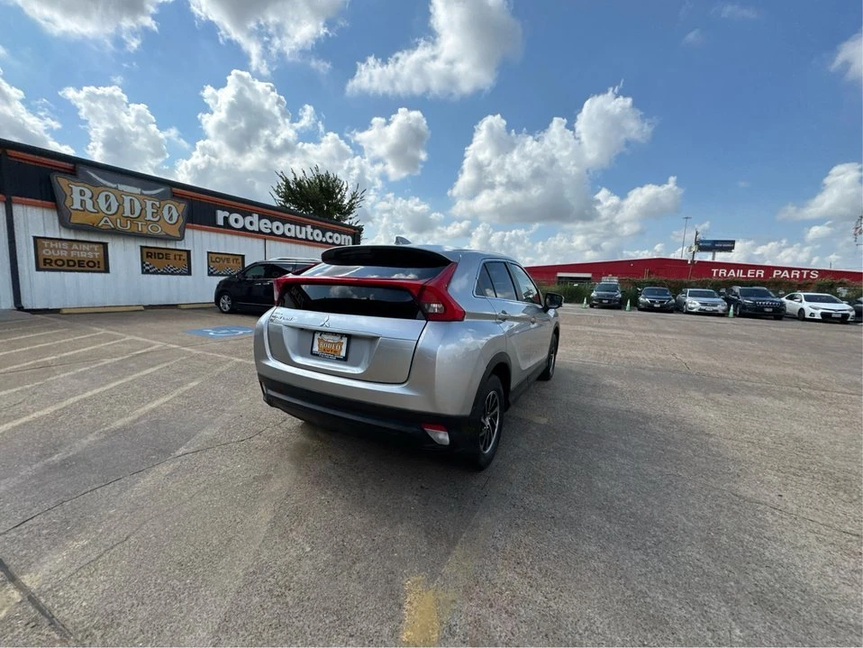 2020 Mitsubishi Eclipse Cross - Image 6 of 16