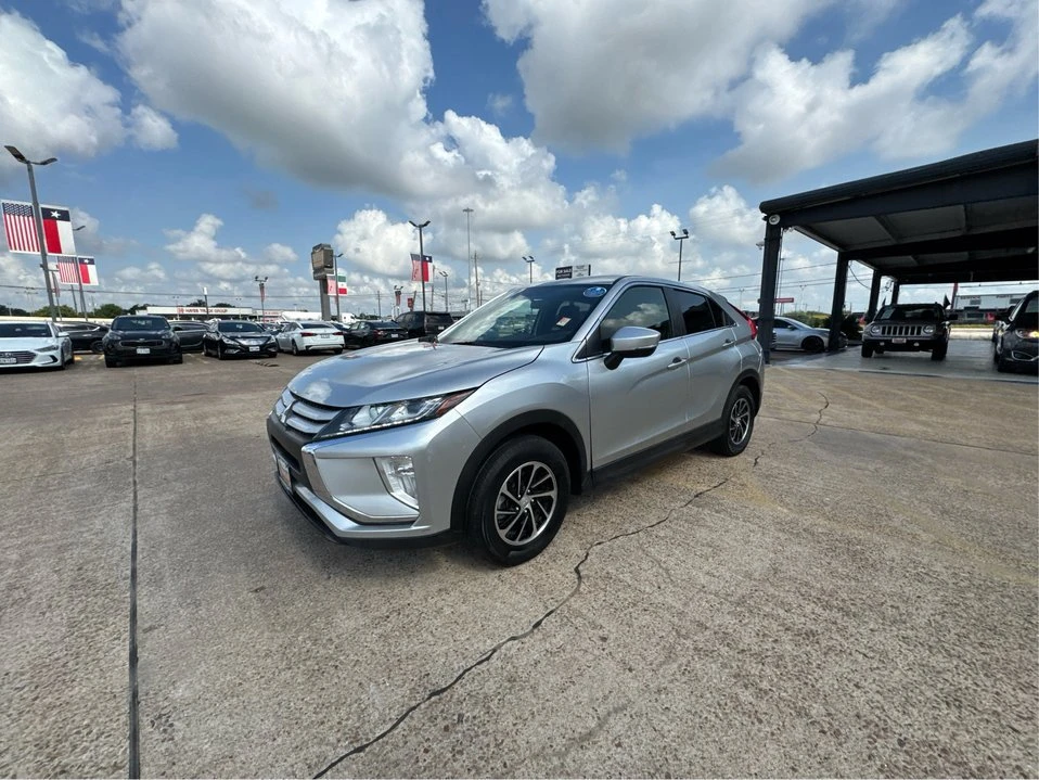 2020 Mitsubishi Eclipse Cross - Image 3 of 16
