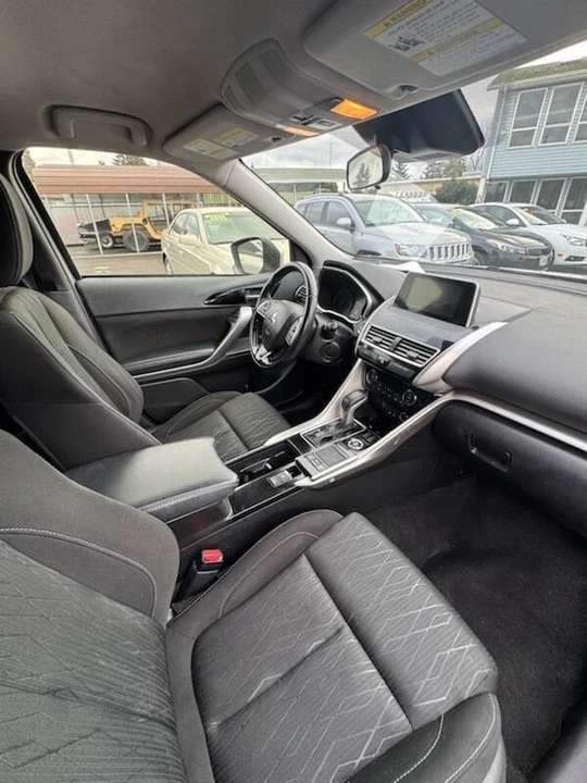 2020 Mitsubishi Eclipse Cross - Image 13 of 16