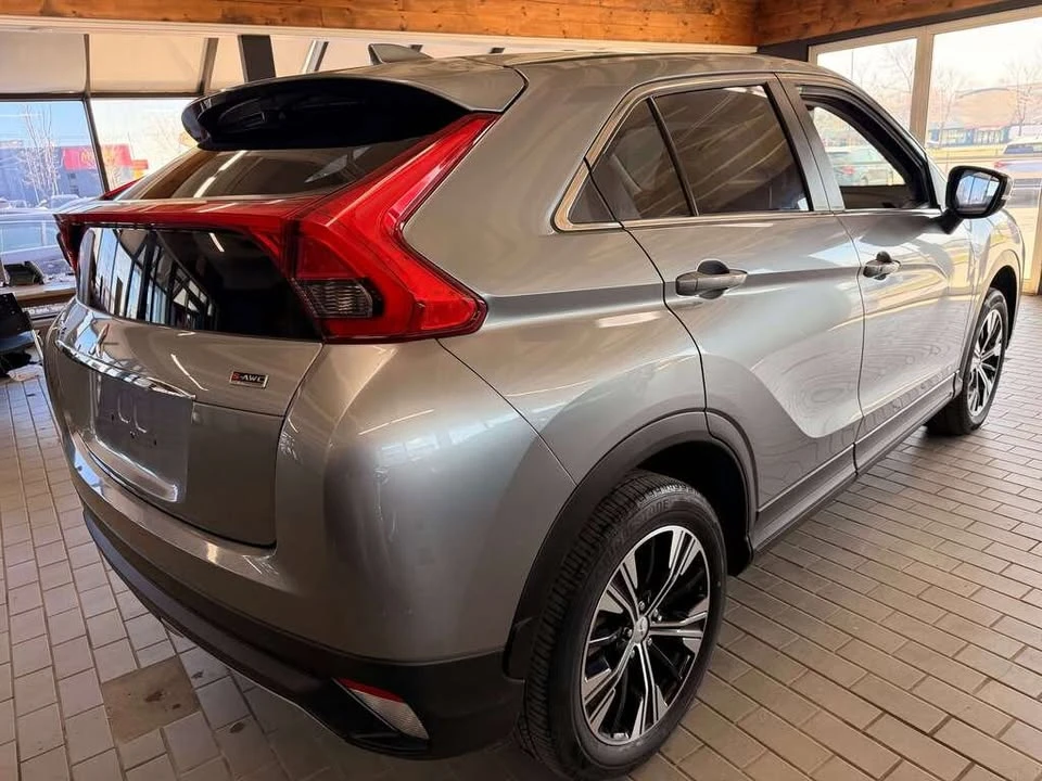 2020 Mitsubishi Eclipse Cross - Image 4 of 19