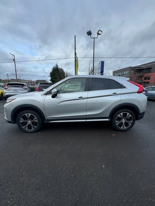 2020 Mitsubishi Eclipse Cross - Image 8 of 16