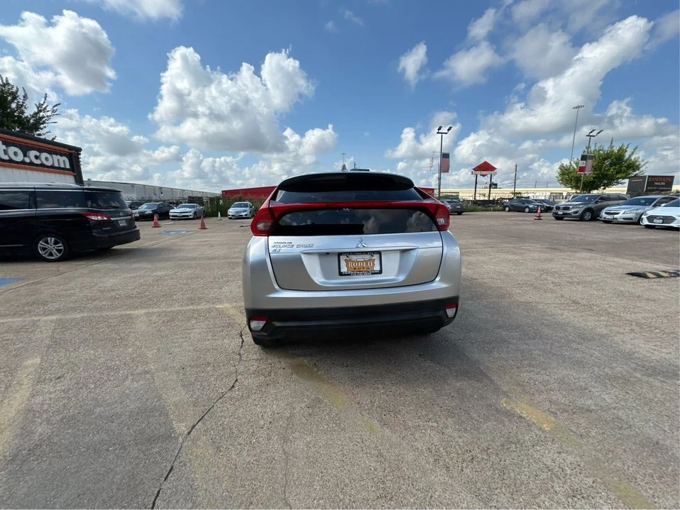 2020 Mitsubishi Eclipse Cross - Image 7 of 16