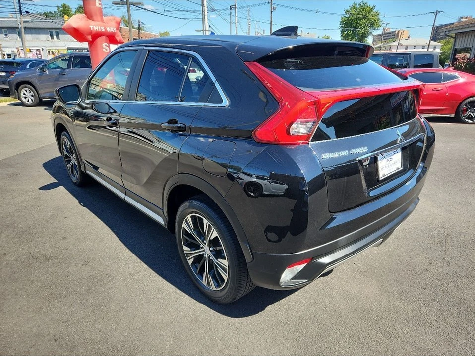 2020 Mitsubishi Eclipse Cross - Image 2 of 20