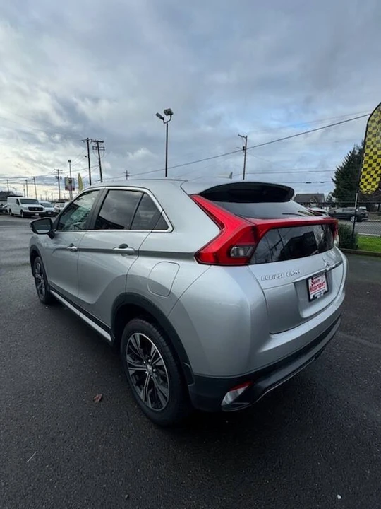 2020 Mitsubishi Eclipse Cross - Image 7 of 16