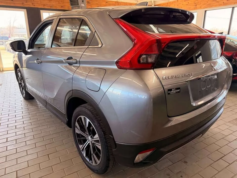 2020 Mitsubishi Eclipse Cross - Image 2 of 19