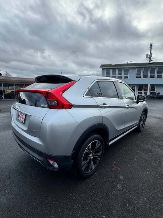 2020 Mitsubishi Eclipse Cross - Image 5 of 16