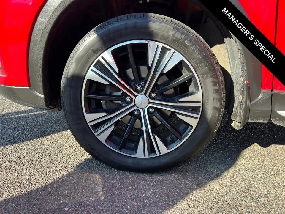 2020 Mitsubishi Eclipse Cross - Image 9 of 20