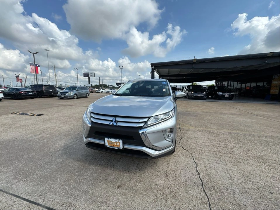 2020 Mitsubishi Eclipse Cross - Image 2 of 16