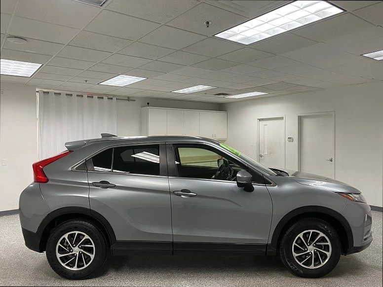 2020 Mitsubishi Eclipse Cross - Image 4 of 11