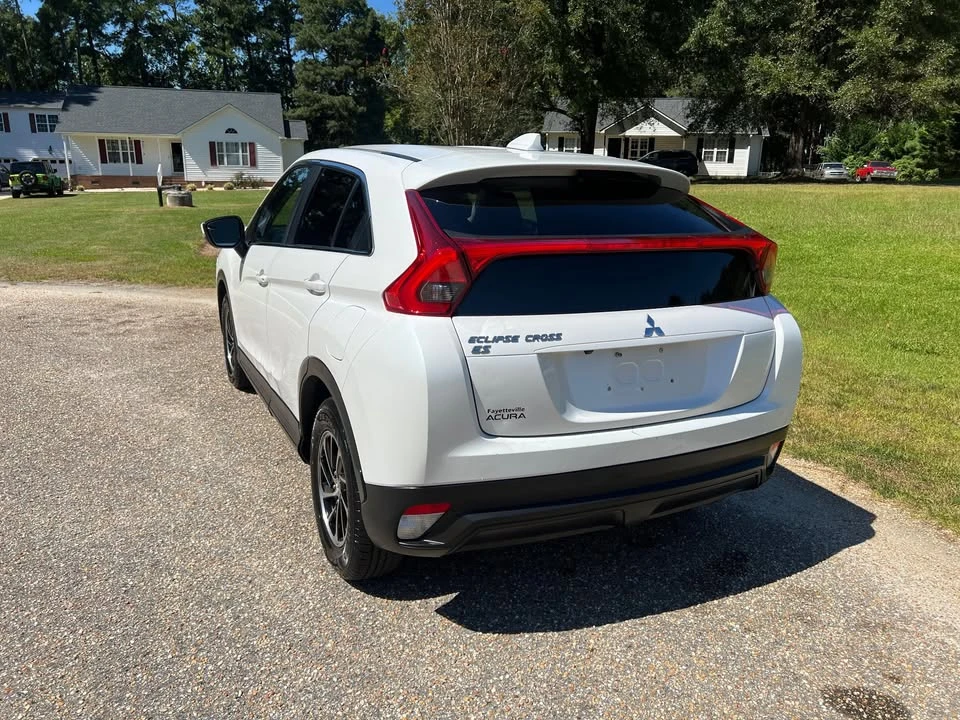 2020 Mitsubishi Eclipse Cross - Image 6 of 17