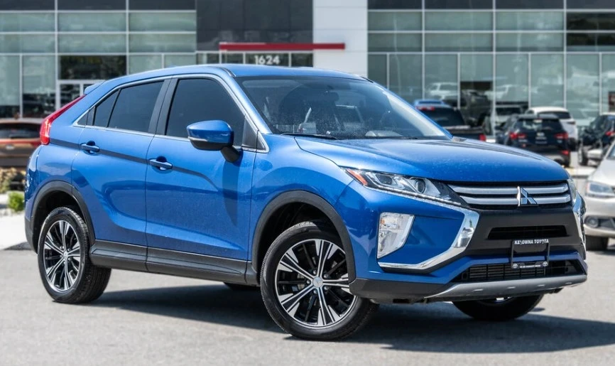 2020 Mitsubishi Eclipse Cross - Image 2 of 8