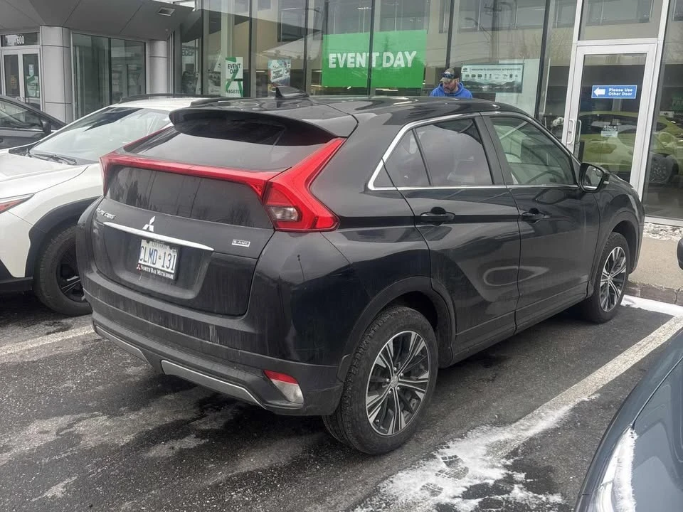 2020 Mitsubishi Eclipse Cross - Image 5 of 10
