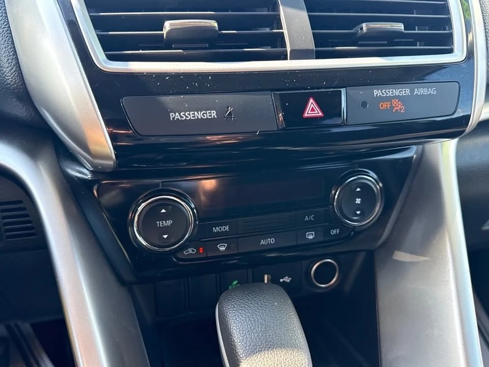 2020 Mitsubishi Eclipse Cross - Image 14 of 16