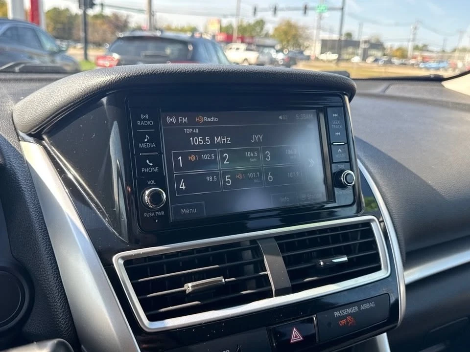 2020 Mitsubishi Eclipse Cross - Image 15 of 16