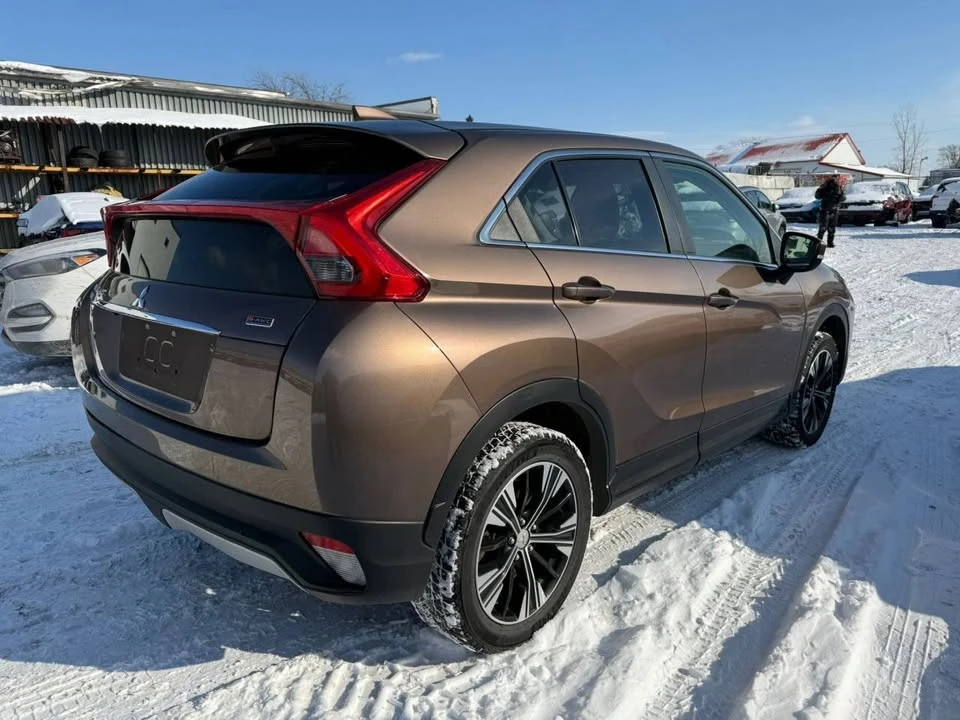 2020 Mitsubishi Eclipse Cross - Image 4 of 10