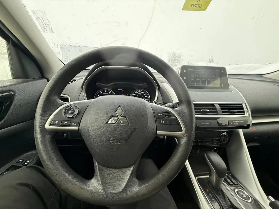 2020 Mitsubishi Eclipse Cross - Image 7 of 10