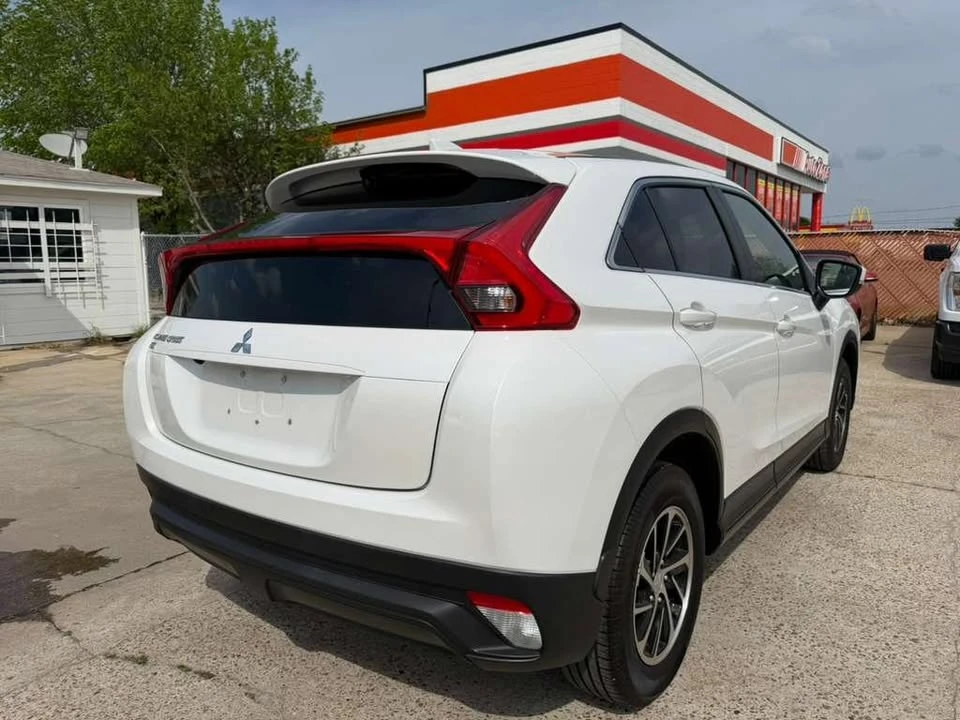 2020 Mitsubishi Eclipse Cross - Image 8 of 12
