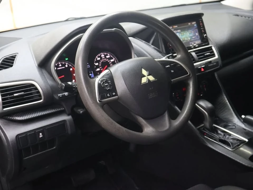 2020 Mitsubishi Eclipse Cross - Image 15 of 20
