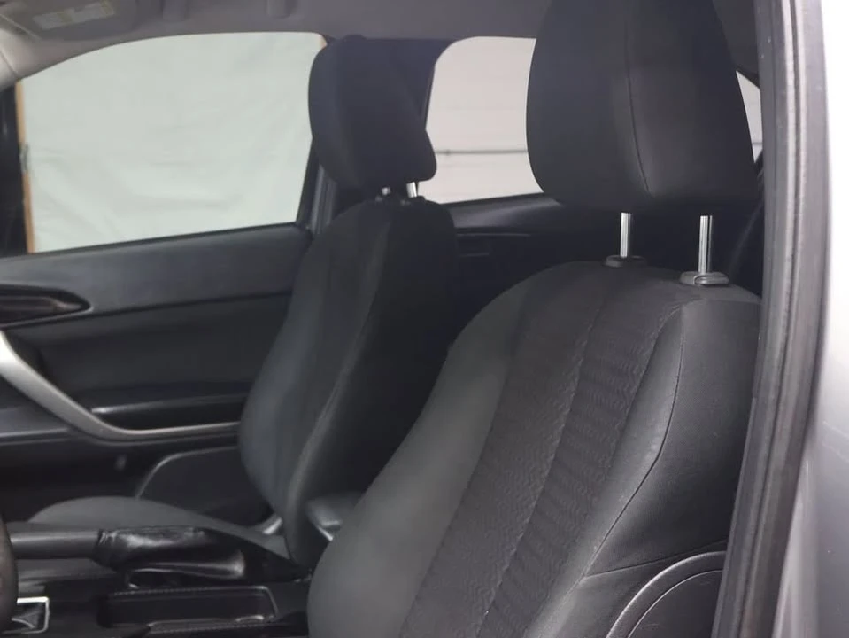 2020 Mitsubishi Eclipse Cross - Image 14 of 20