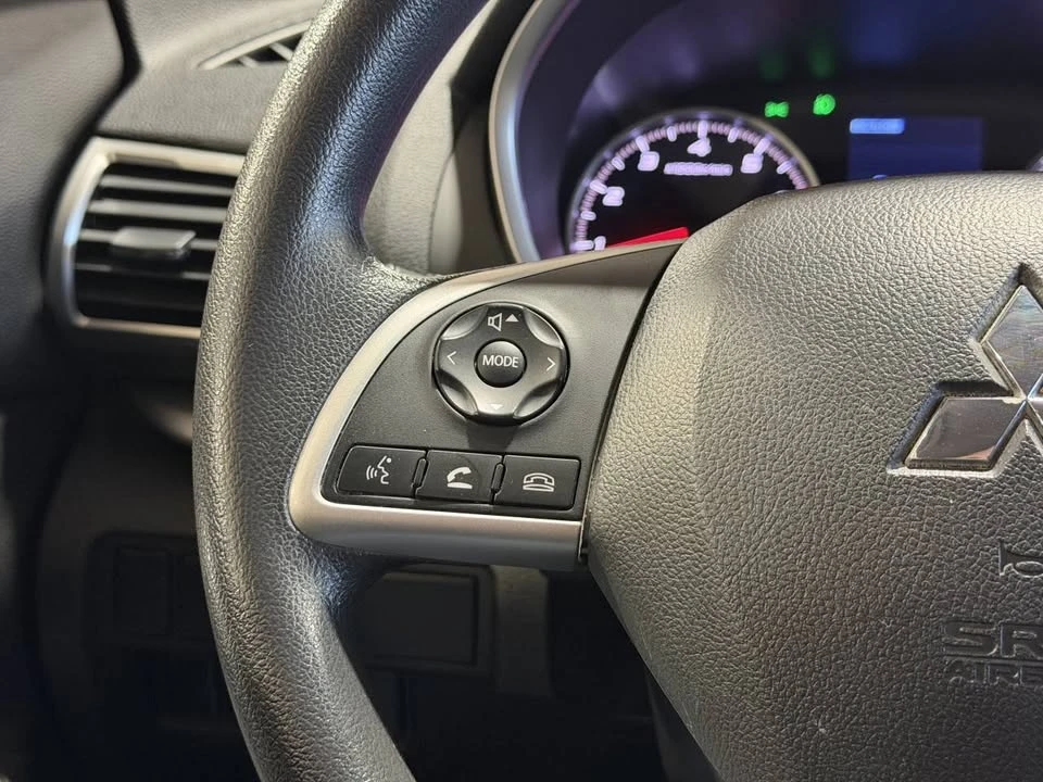 2020 Mitsubishi Eclipse Cross - Image 18 of 20