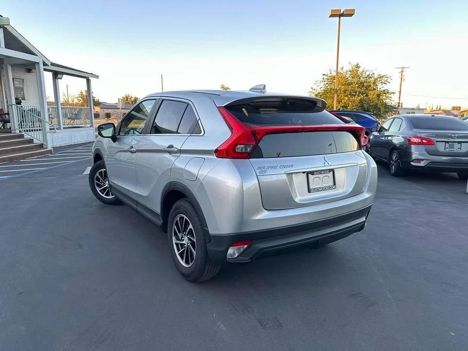 2020 Mitsubishi Eclipse Cross - Image 3 of 6