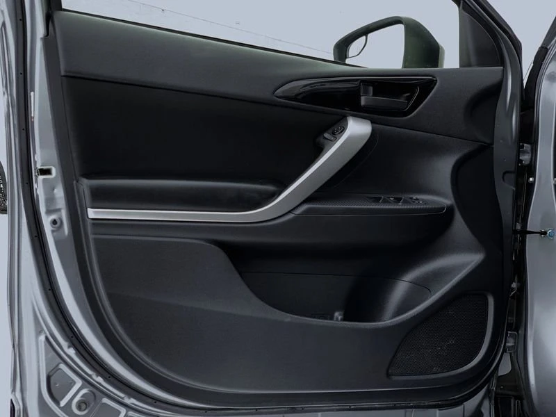 2020 Mitsubishi Eclipse Cross - Image 18 of 20