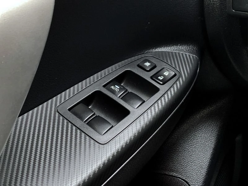 2020 Mitsubishi Eclipse Cross - Image 17 of 20