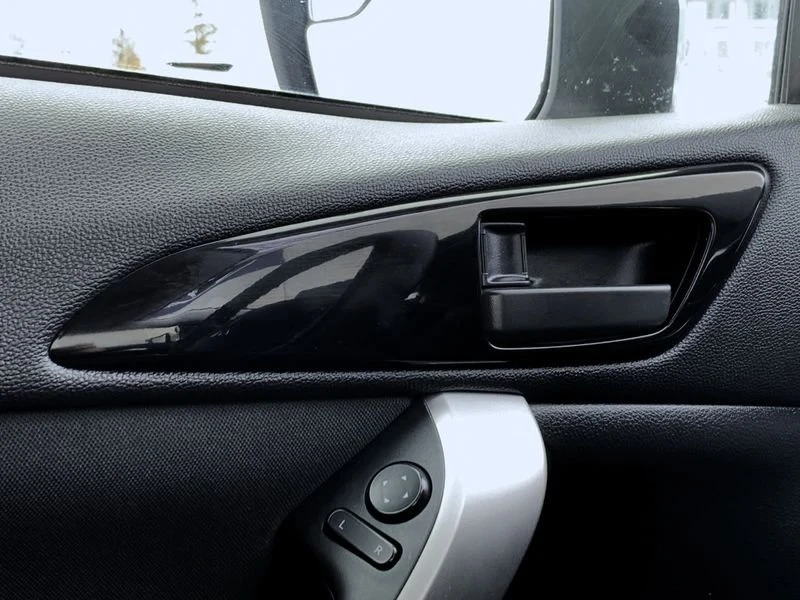 2020 Mitsubishi Eclipse Cross - Image 16 of 20