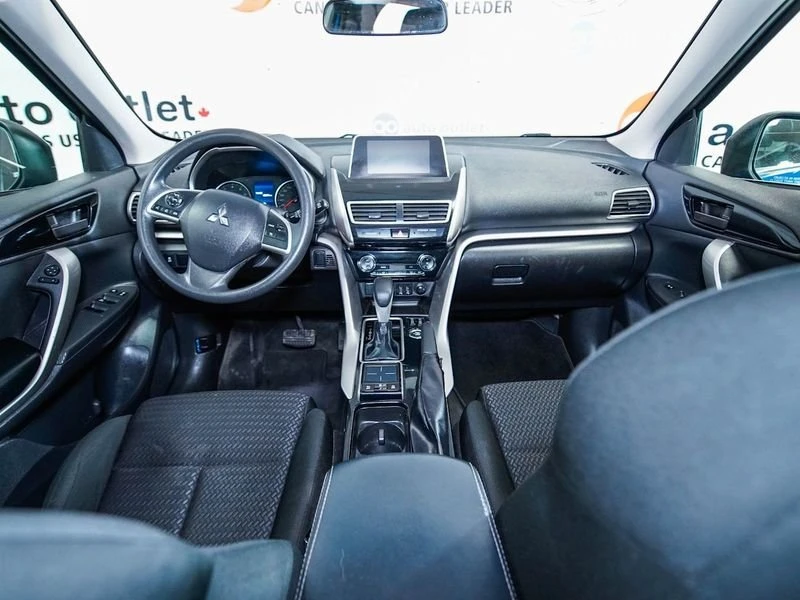 2020 Mitsubishi Eclipse Cross - Image 11 of 20