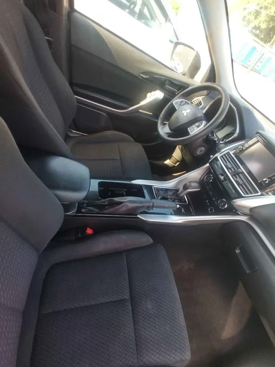 2020 Mitsubishi Eclipse Cross - Image 6 of 10