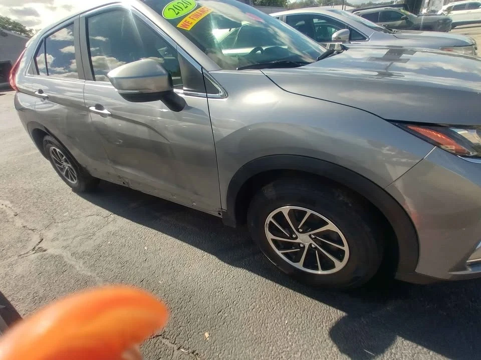2020 Mitsubishi Eclipse Cross - Image 3 of 10