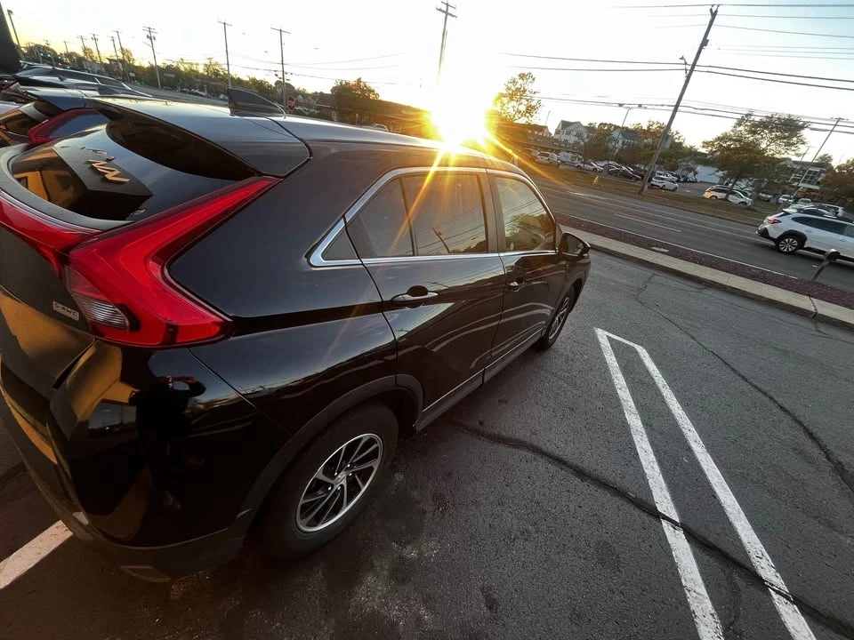 2020 Mitsubishi Eclipse Cross - Image 3 of 3