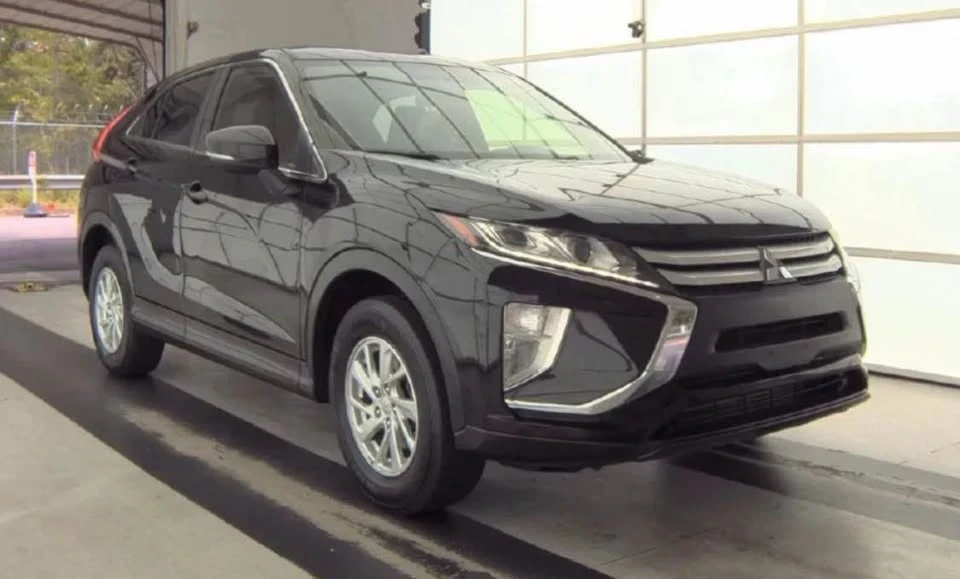 2020 Mitsubishi Eclipse Cross - Image 3 of 7