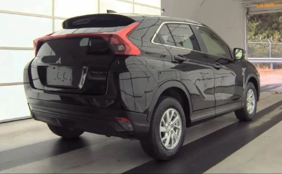 2020 Mitsubishi Eclipse Cross - Image 4 of 7