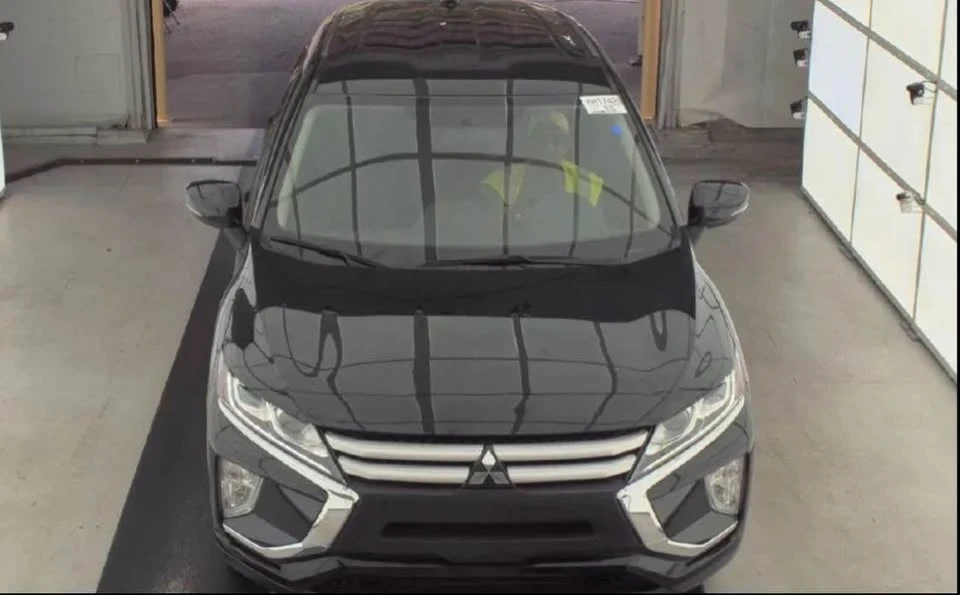 2020 Mitsubishi Eclipse Cross - Image 2 of 7