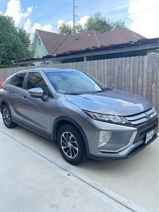 2020 Mitsubishi Eclipse Cross - Image 3 of 11
