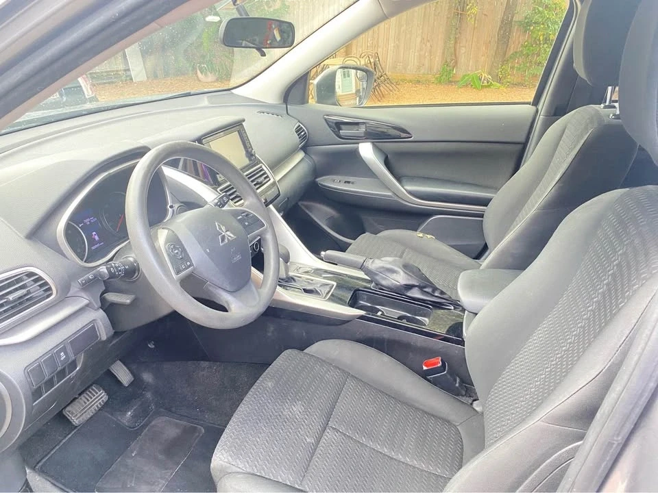 2020 Mitsubishi Eclipse Cross - Image 9 of 11