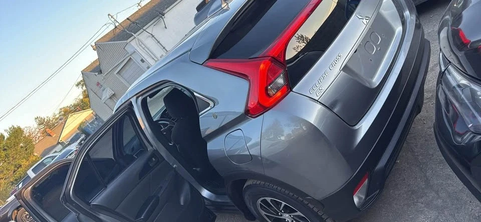 2020 Mitsubishi Eclipse Cross - Image 5 of 7
