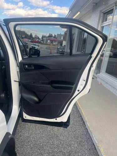 2020 Mitsubishi Eclipse Cross - Image 15 of 18