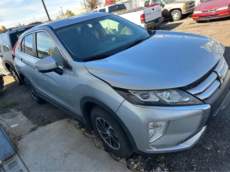 2020 Mitsubishi Eclipse Cross - Image 3 of 8