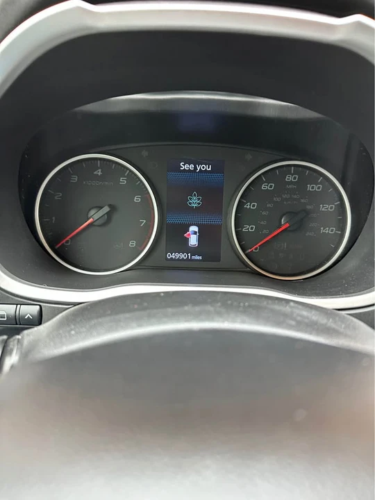 2020 Mitsubishi Eclipse Cross - Image 14 of 15